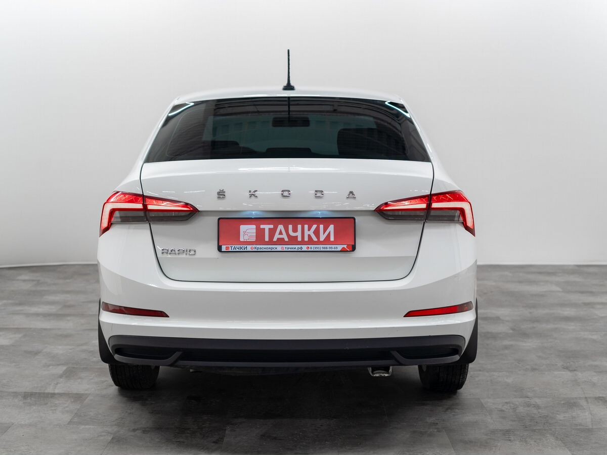 Skoda Rapid 2021 - фото автомобиля