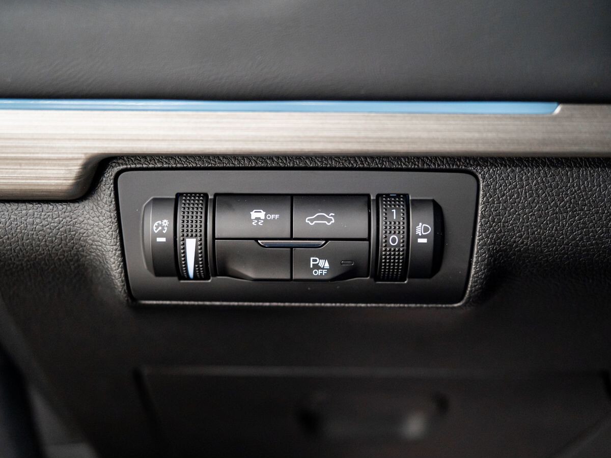 Exeed TXL 2021 - фото автомобиля