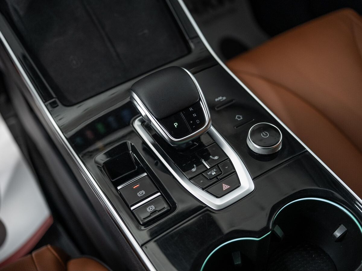 Omoda C5 2023 - фото автомобиля