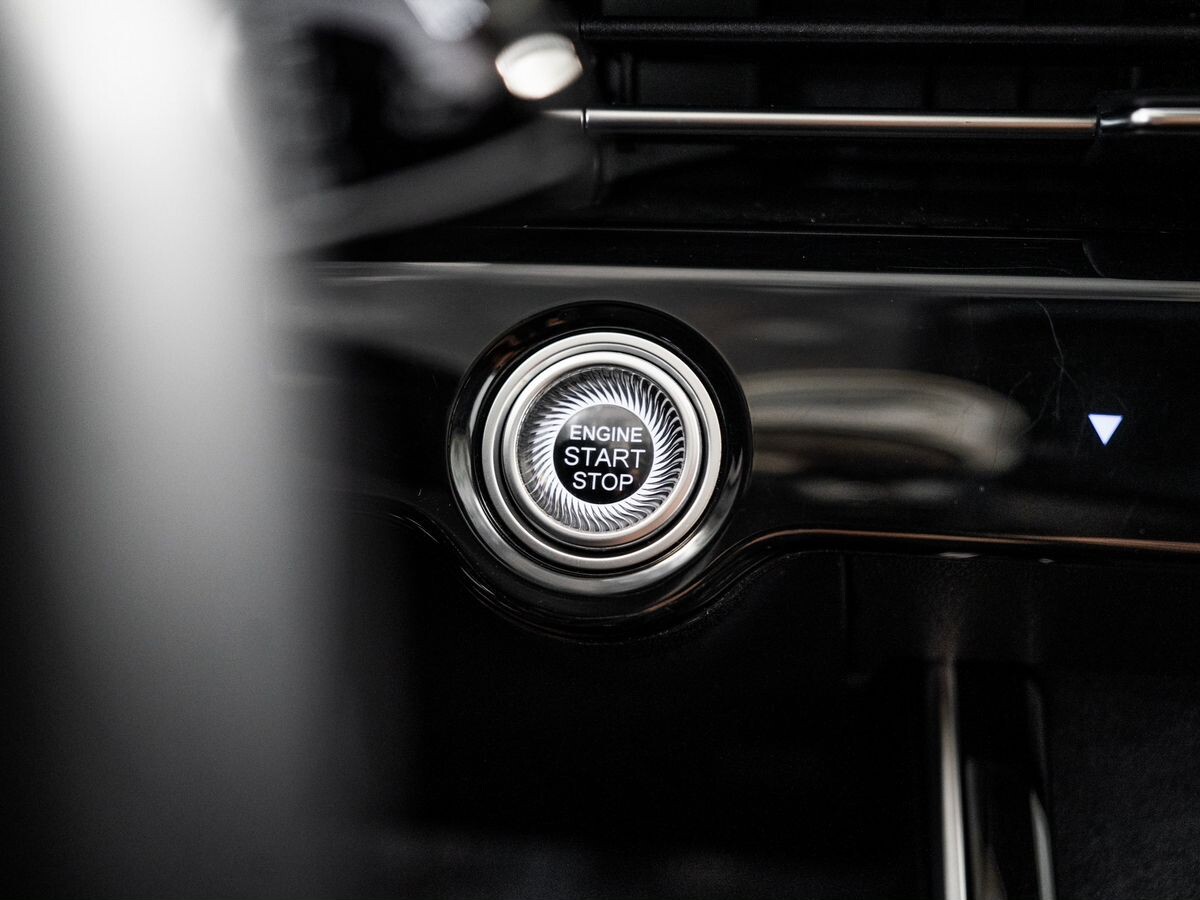 Omoda C5 2023 - фото автомобиля