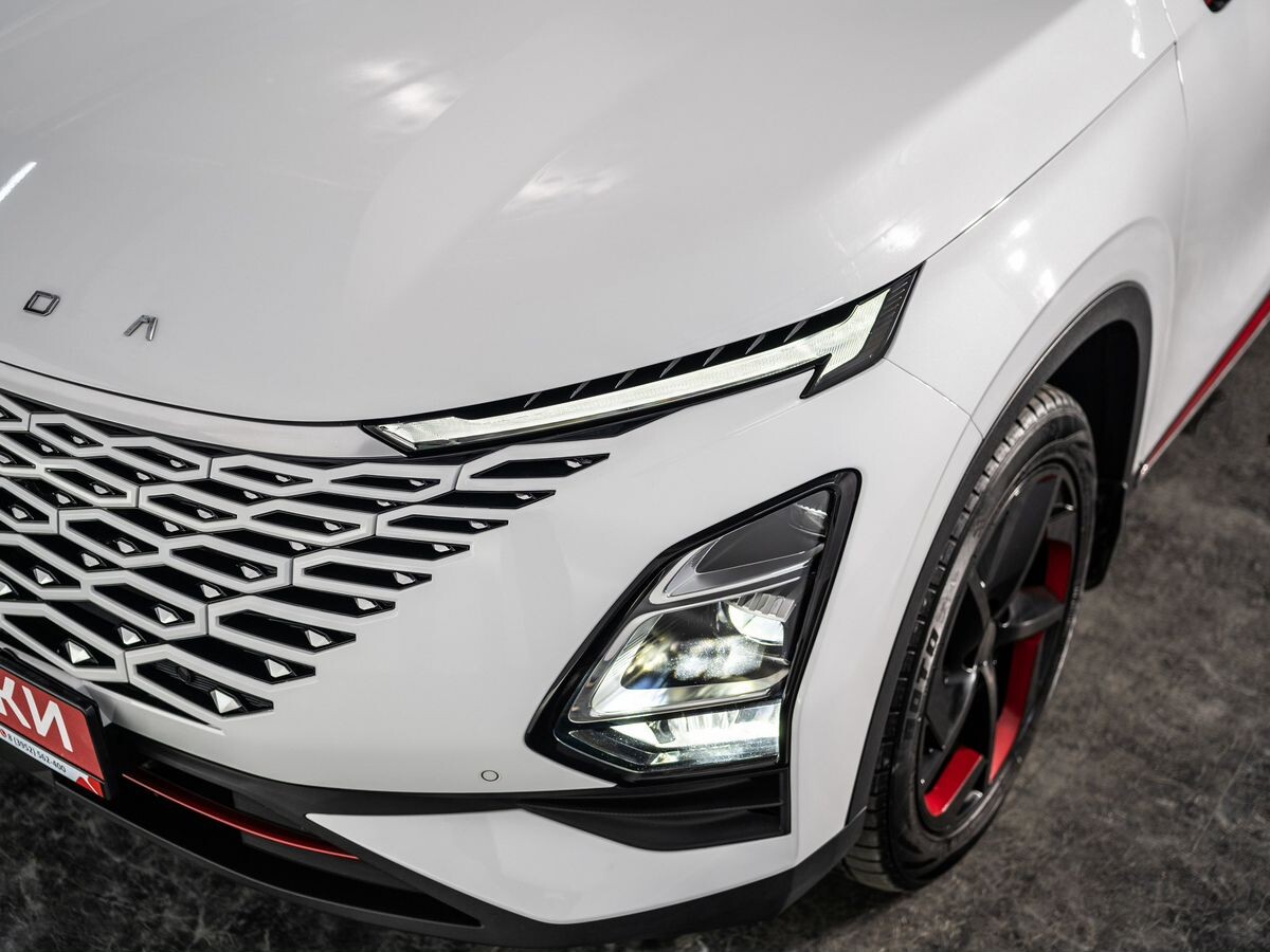 Omoda C5 2023 - фото автомобиля