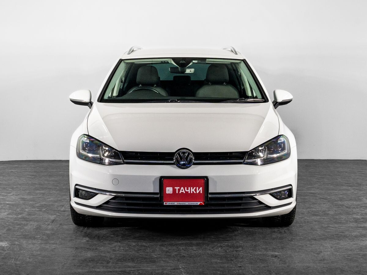 Volkswagen Golf 2017 - фото автомобиля