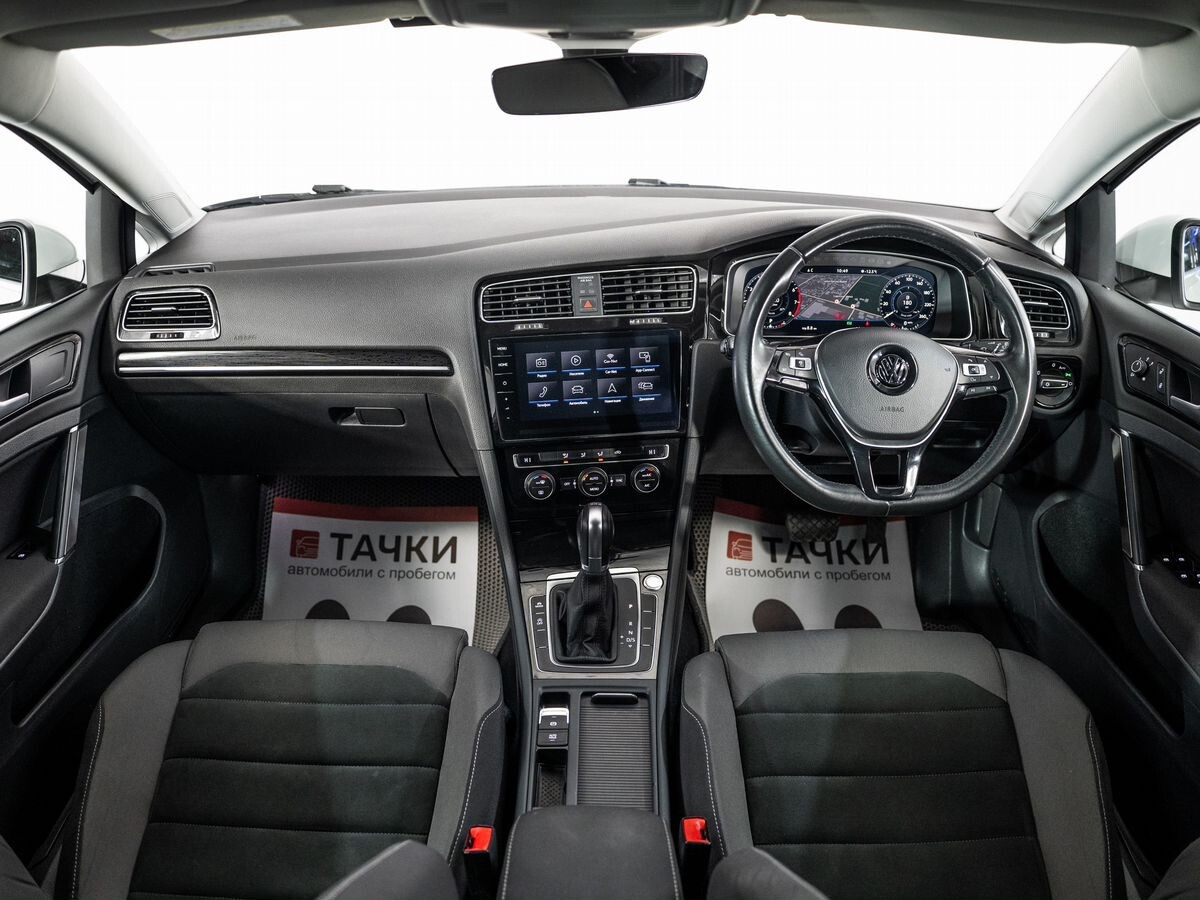 Volkswagen Golf 2017 - фото автомобиля