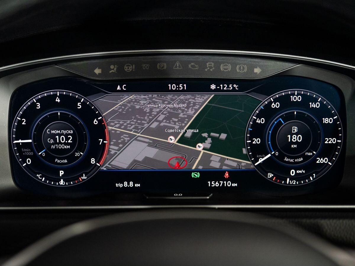 Volkswagen Golf 2017 - фото автомобиля