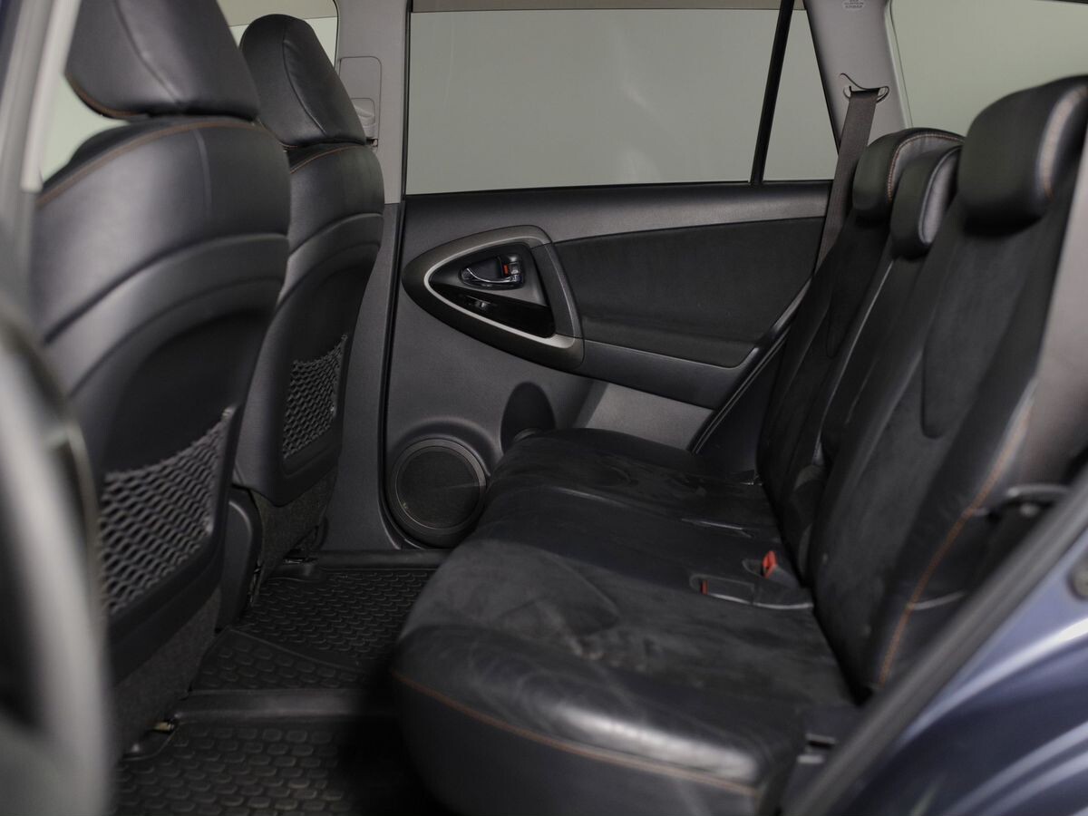 Toyota Vanguard 2012 - фото автомобиля