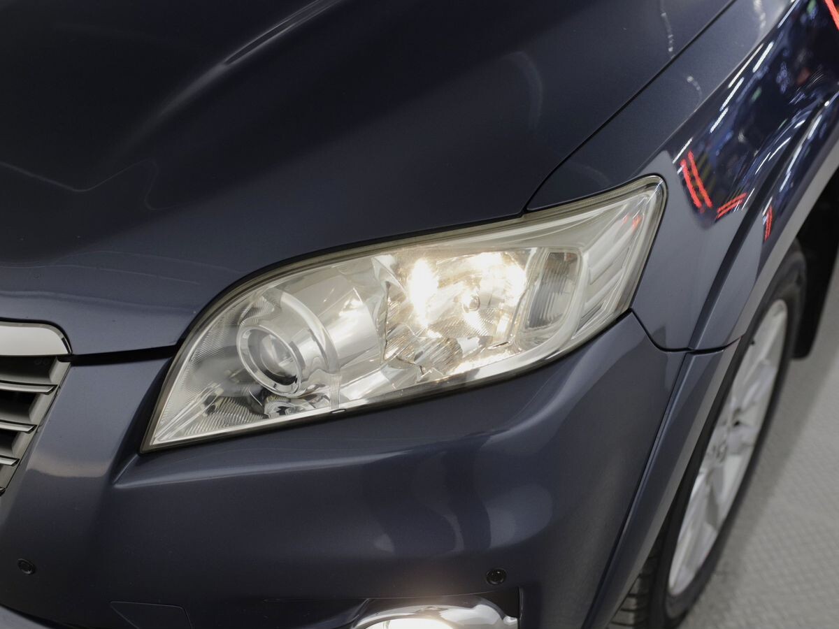 Toyota Vanguard 2012 - фото автомобиля