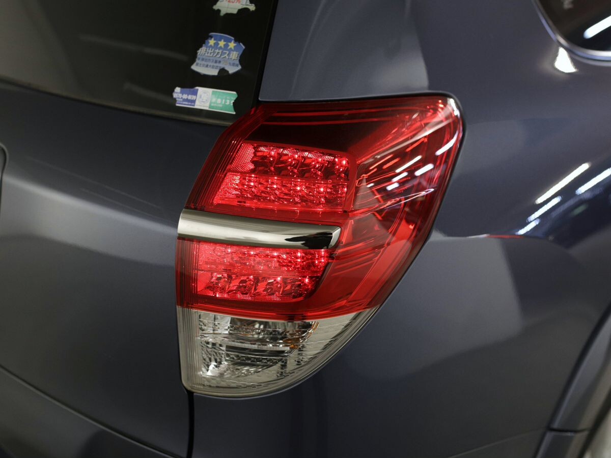 Toyota Vanguard 2012 - фото автомобиля