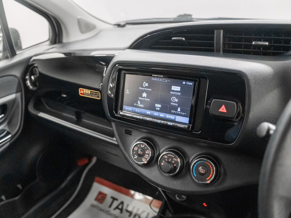 Toyota Vitz 2019 - фото автомобиля