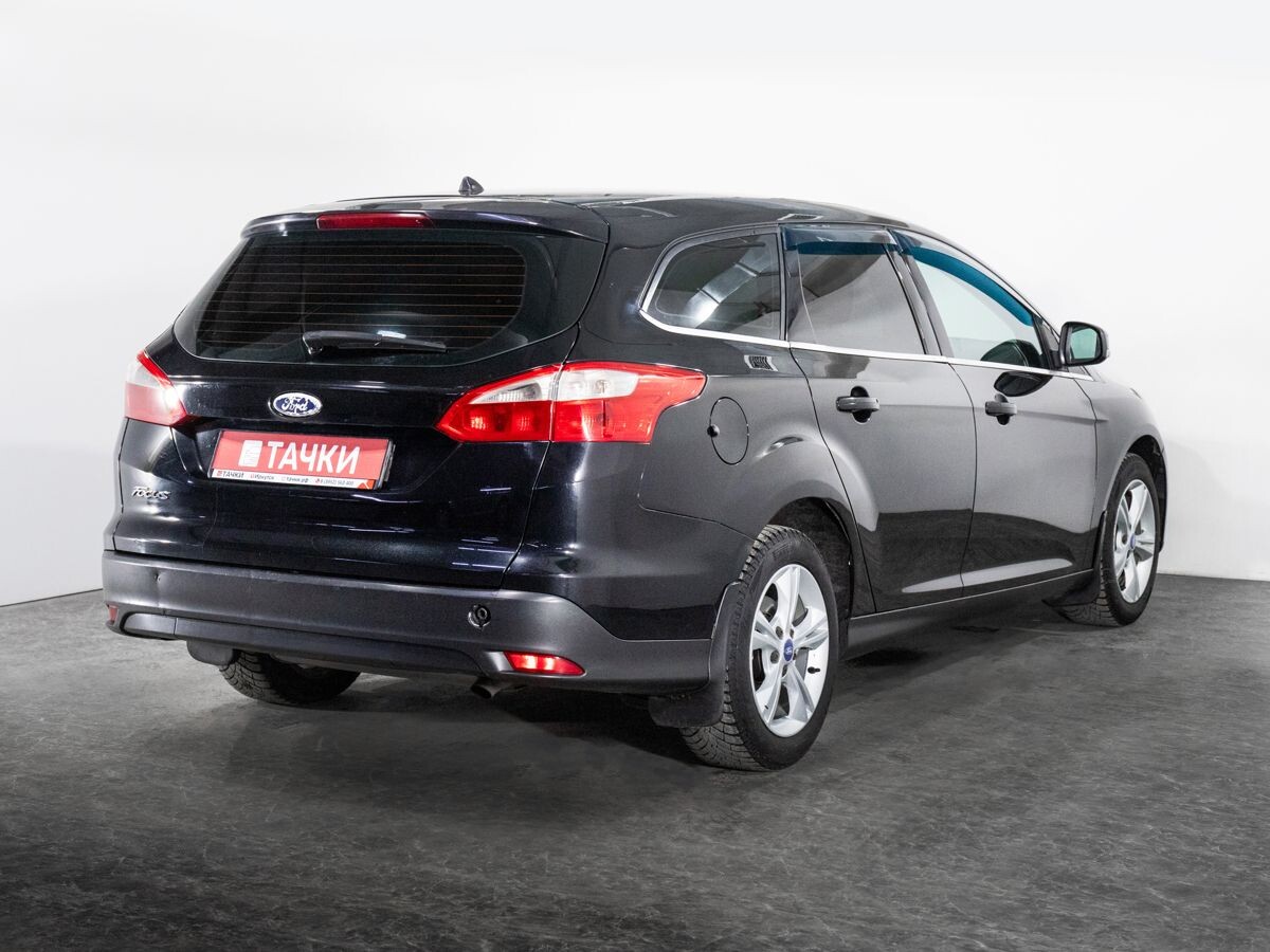 Ford Focus 2013 - фото автомобиля