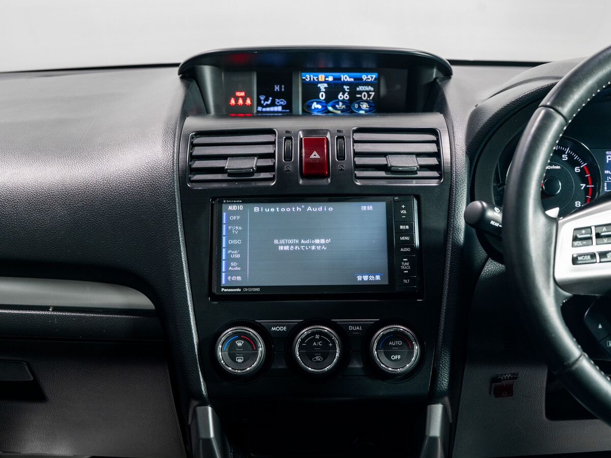 Subaru Forester 2013 - фото автомобиля