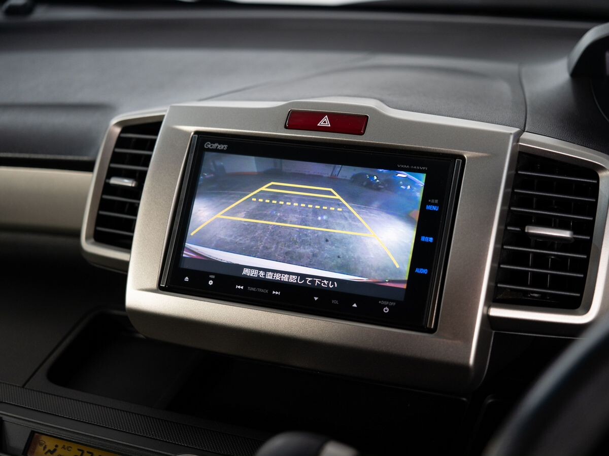 Honda Freed 2013 - фото автомобиля