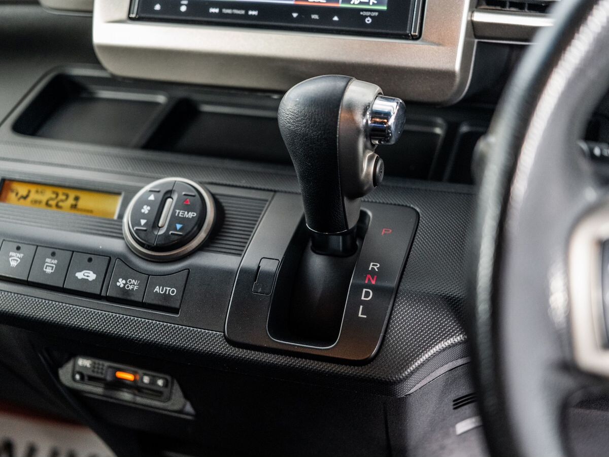 Honda Freed 2013 - фото автомобиля