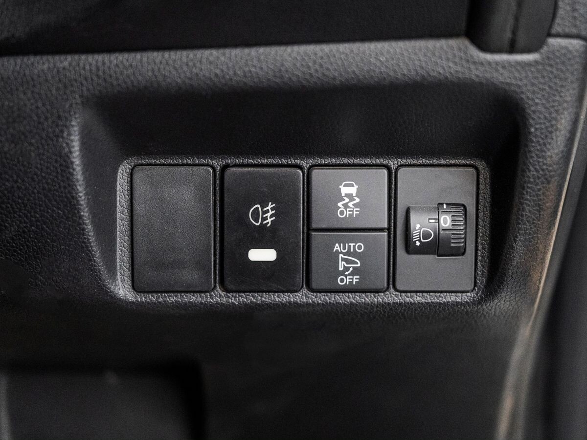 Honda Shuttle 2016 - фото автомобиля