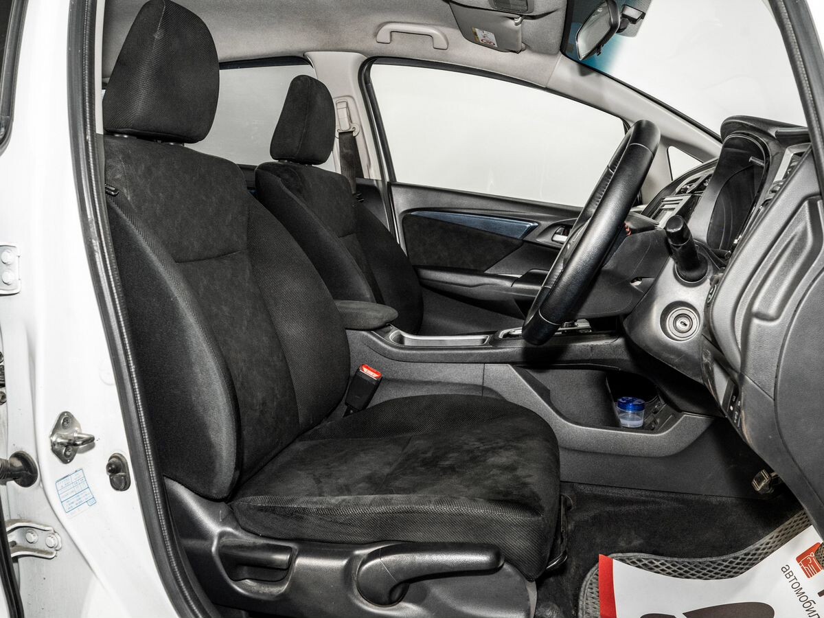 Honda Shuttle 2016 - фото автомобиля