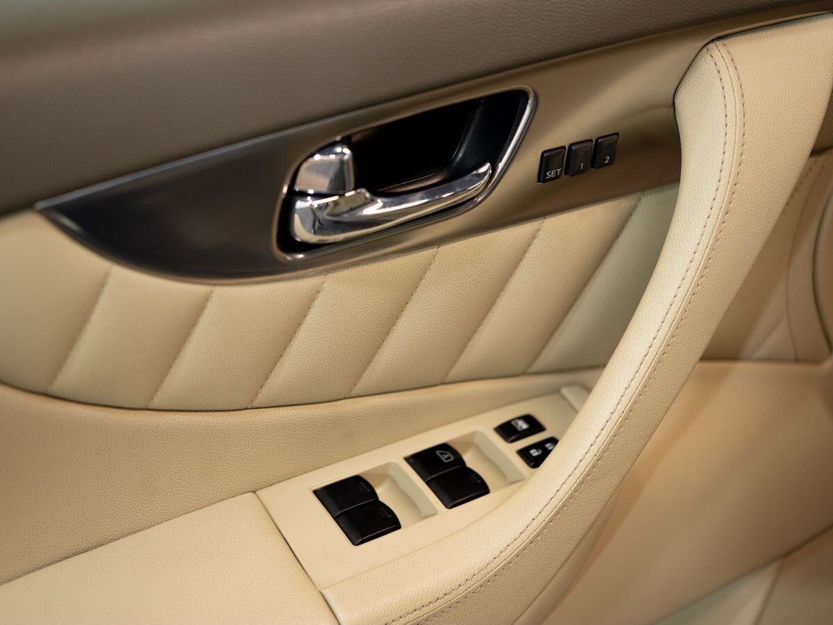 Infiniti FX 2009 - фото автомобиля