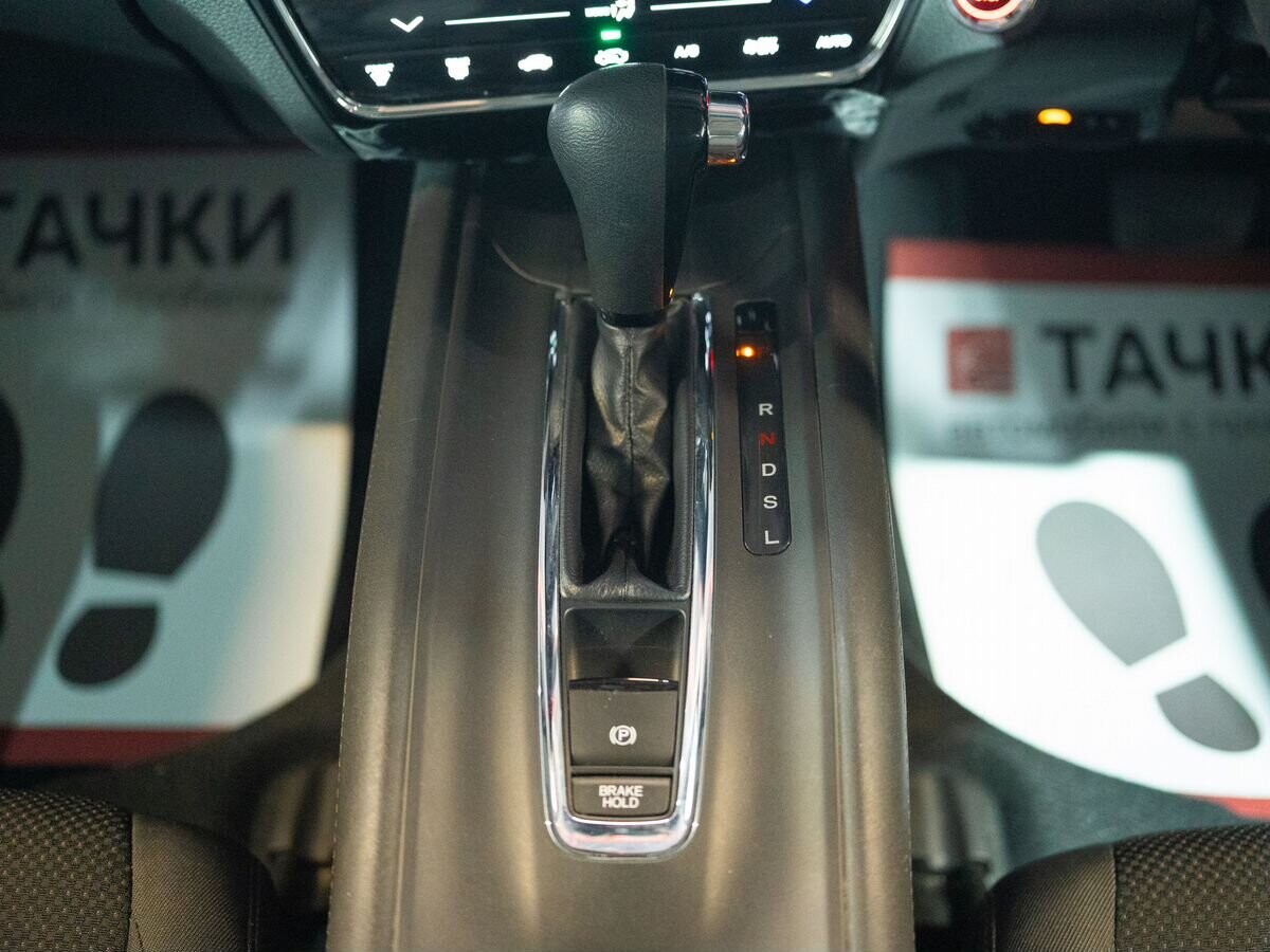 Honda Vezel 2018 - фото автомобиля