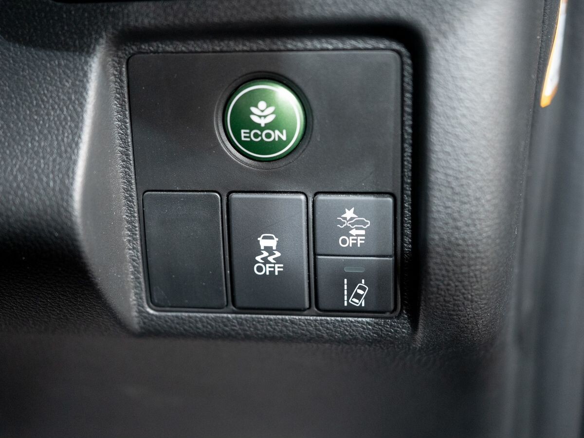 Honda Vezel 2018 - фото автомобиля