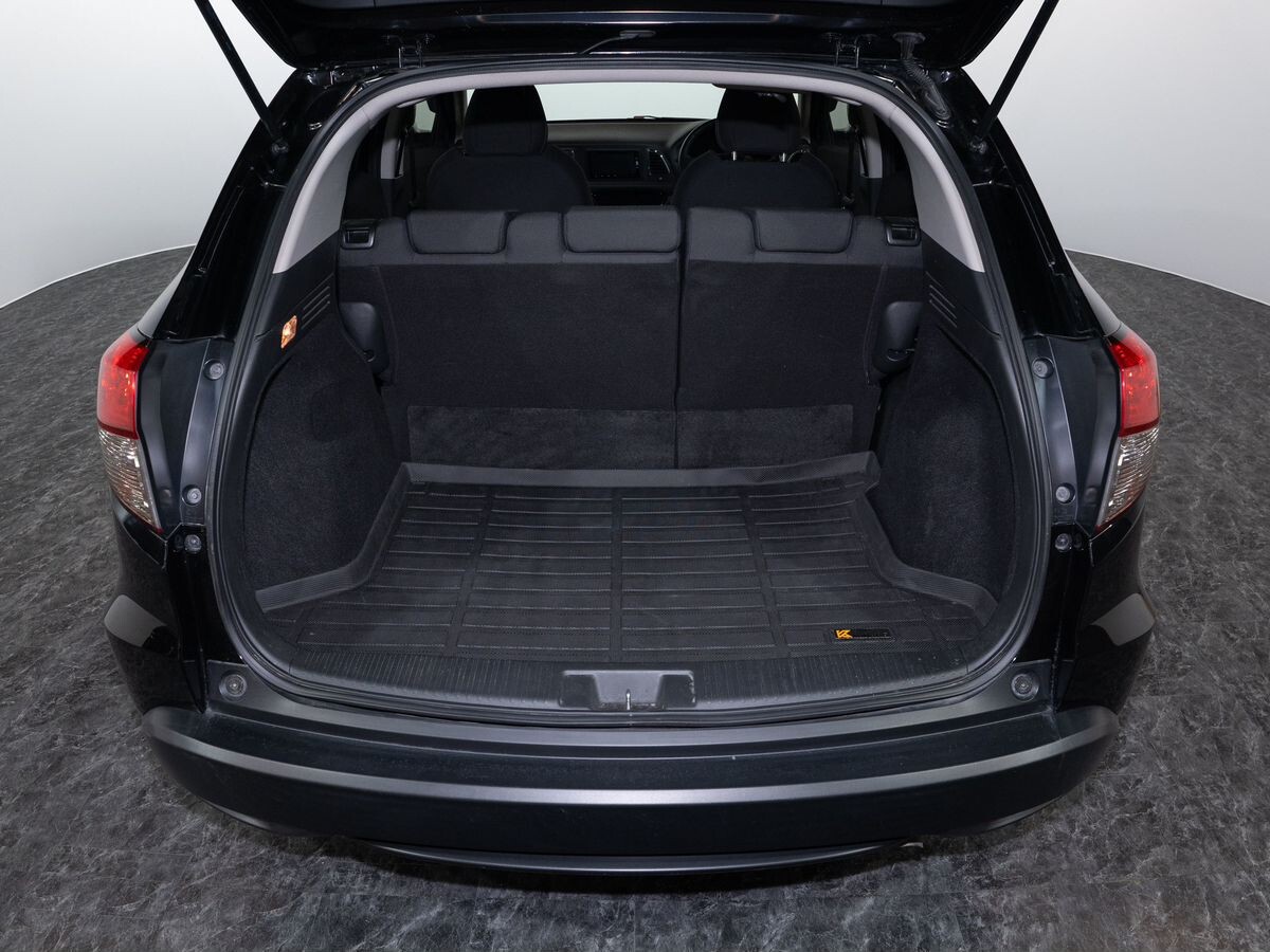 Honda Vezel 2018 - фото автомобиля