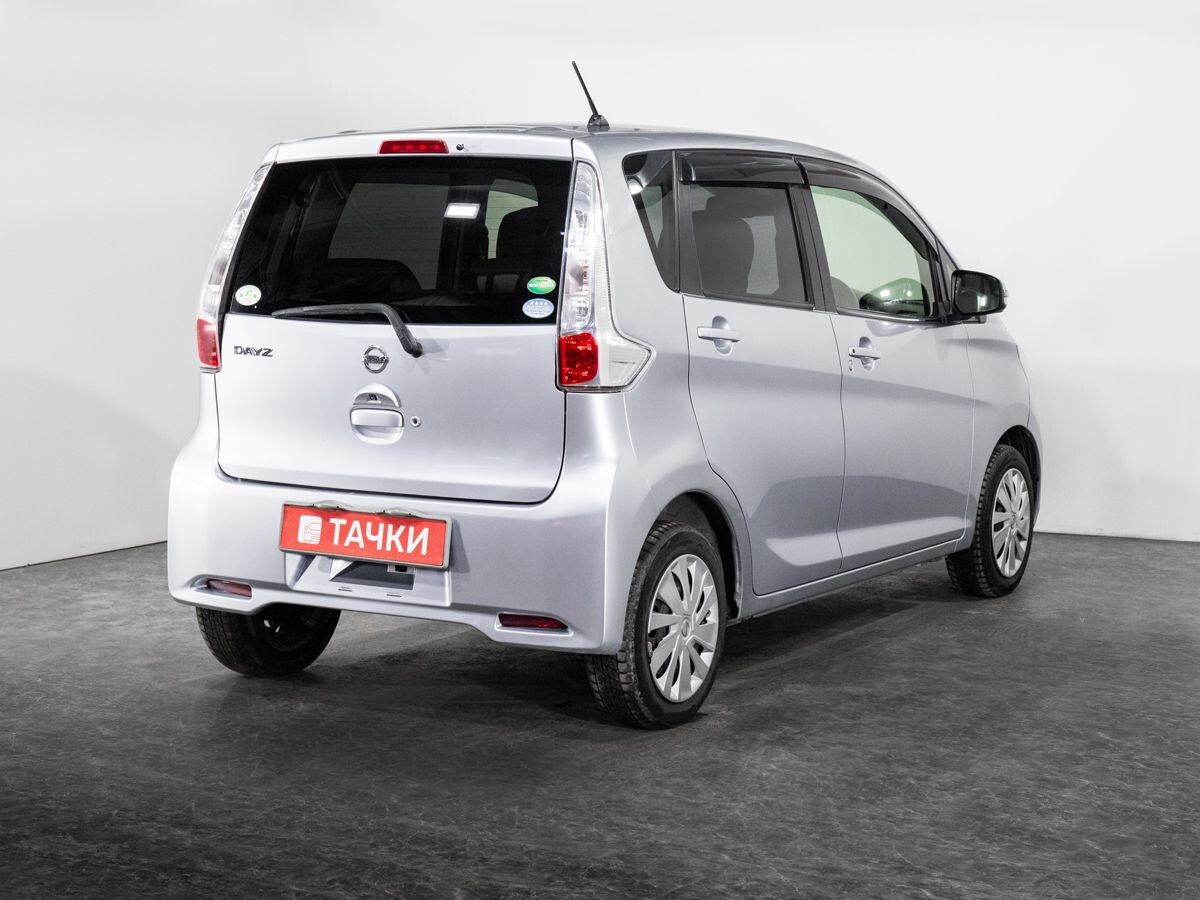 Nissan Dayz 2015 - фото автомобиля