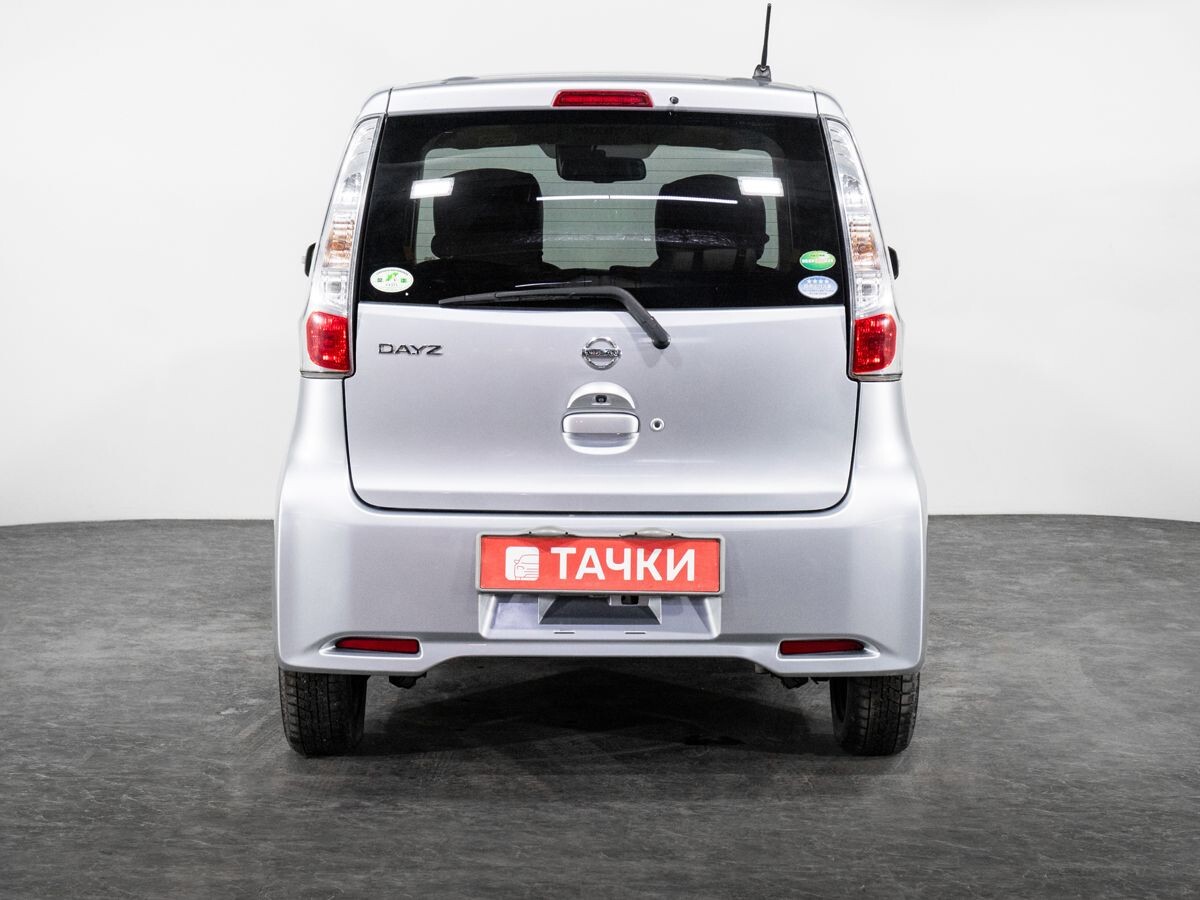 Nissan Dayz 2015 - фото автомобиля