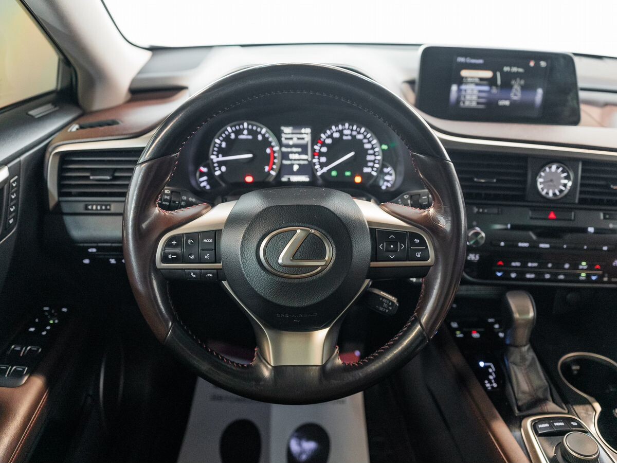 Lexus RX 2017 - фото автомобиля