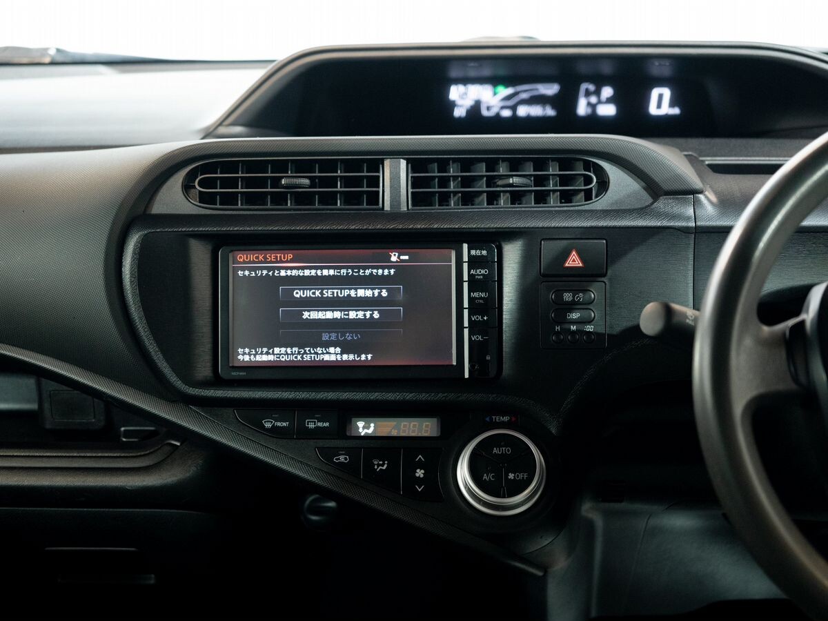 Toyota Aqua 2015 - фото автомобиля