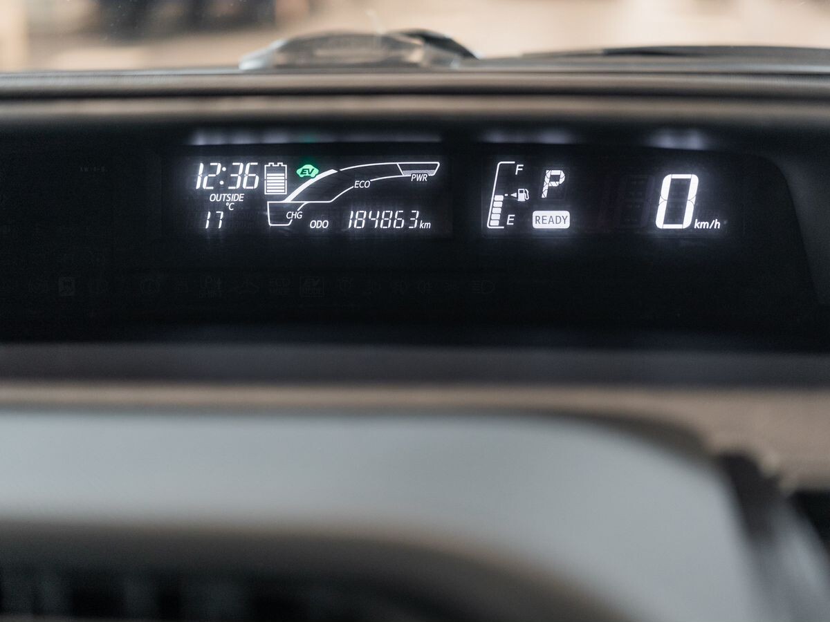 Toyota Aqua 2015 - фото автомобиля