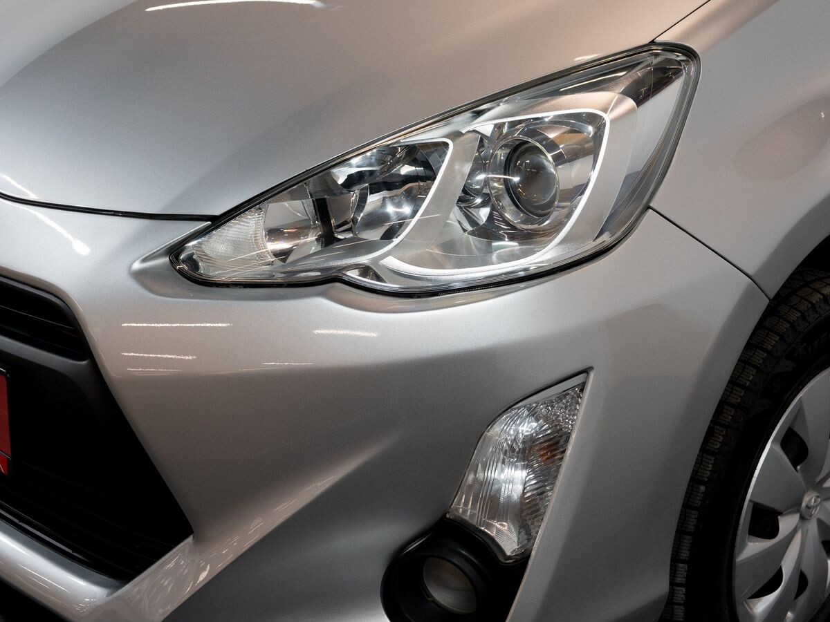 Toyota Aqua 2015 - фото автомобиля