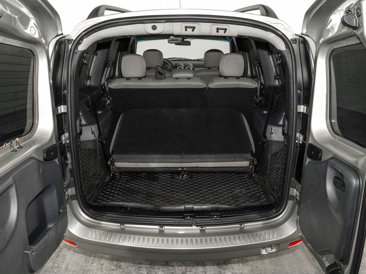 Lada (ВАЗ) Largus 2019 - фото автомобиля