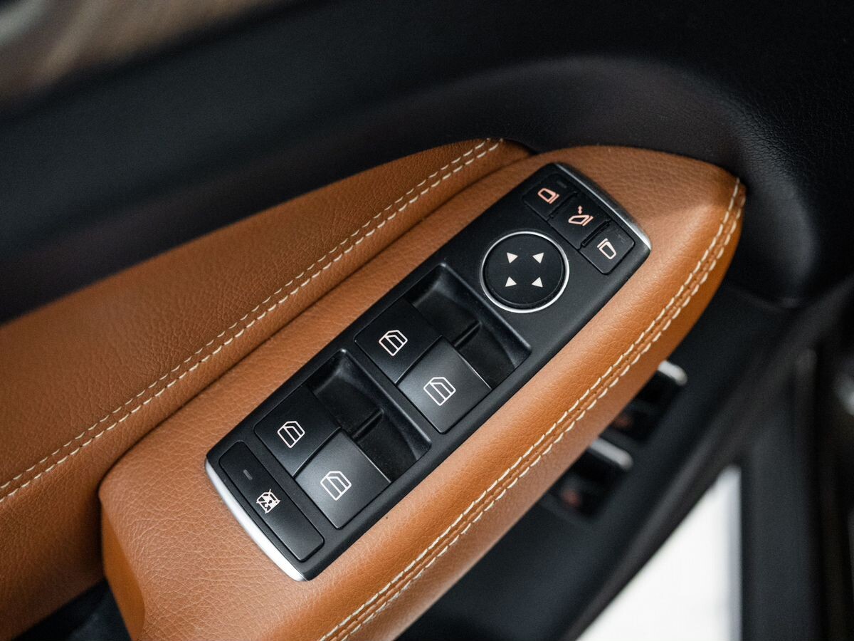 Mercedes-Benz GLE 2017 - фото автомобиля