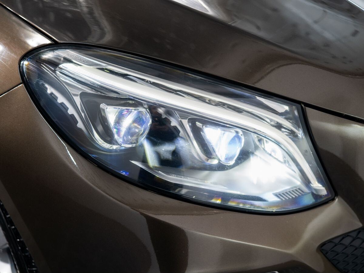 Mercedes-Benz GLE 2017 - фото автомобиля