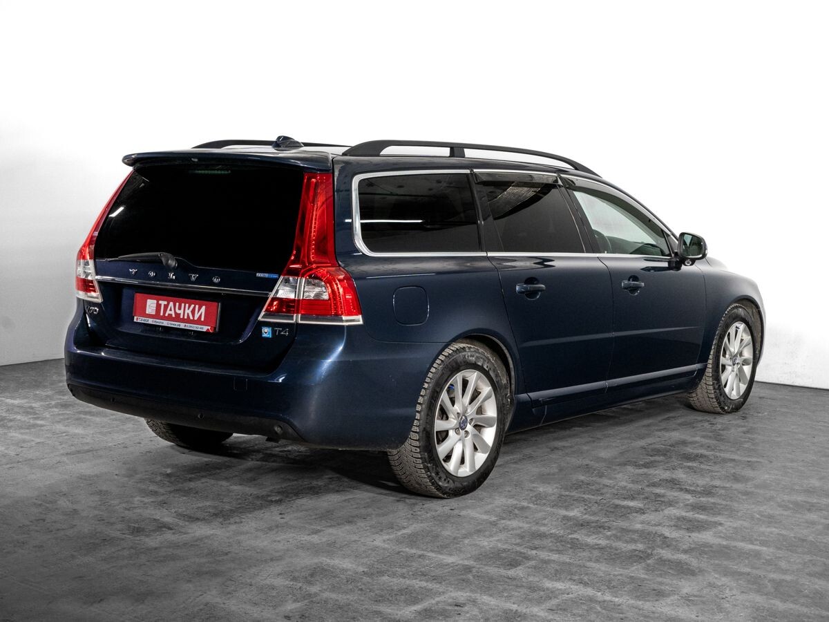 Volvo V70 2013 - фото автомобиля