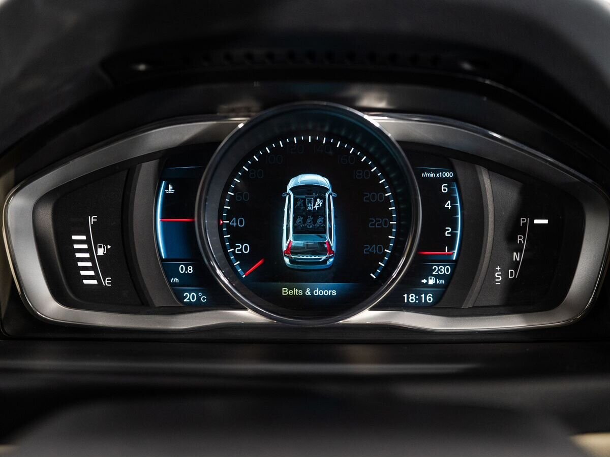 Volvo V70 2013 - фото автомобиля