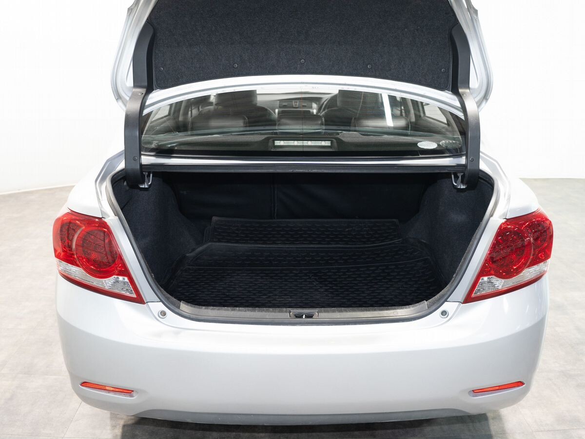 Toyota Allion 2011 - фото автомобиля