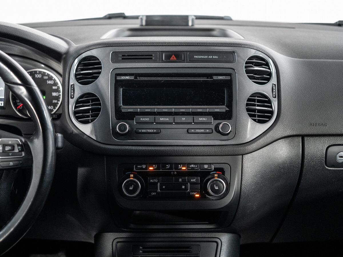 Volkswagen Tiguan 2013 - фото автомобиля
