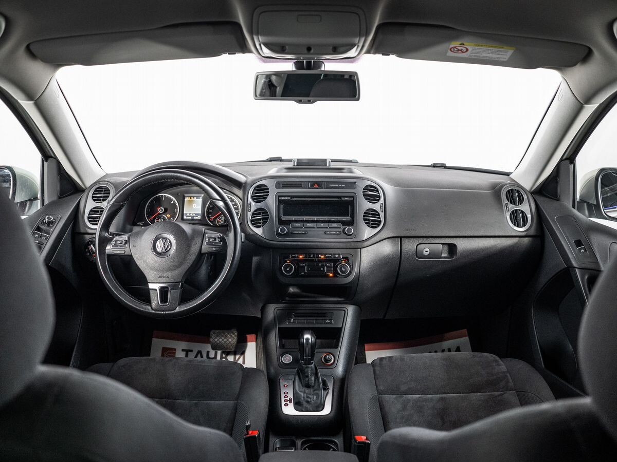 Volkswagen Tiguan 2013 - фото автомобиля