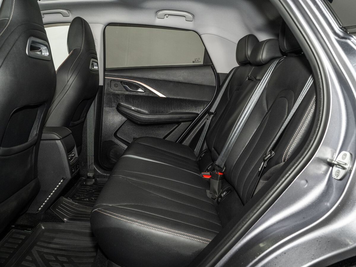 Omoda C5 2023 - фото автомобиля