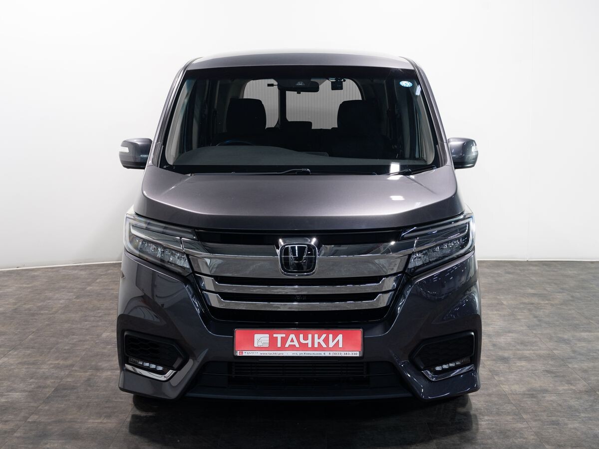 Honda Stepwgn 2019 - фото автомобиля