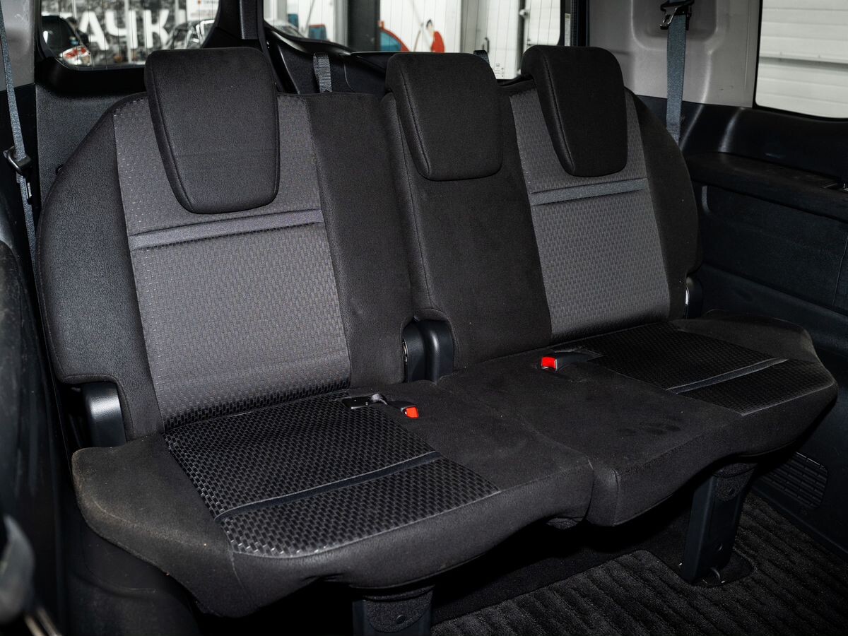 Honda Stepwgn 2019 - фото автомобиля