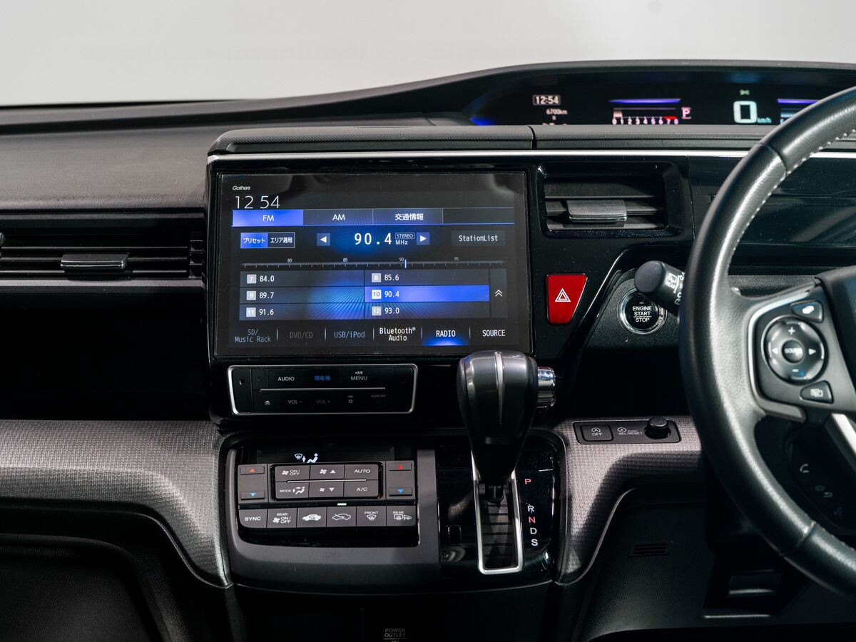 Honda Stepwgn 2019 - фото автомобиля