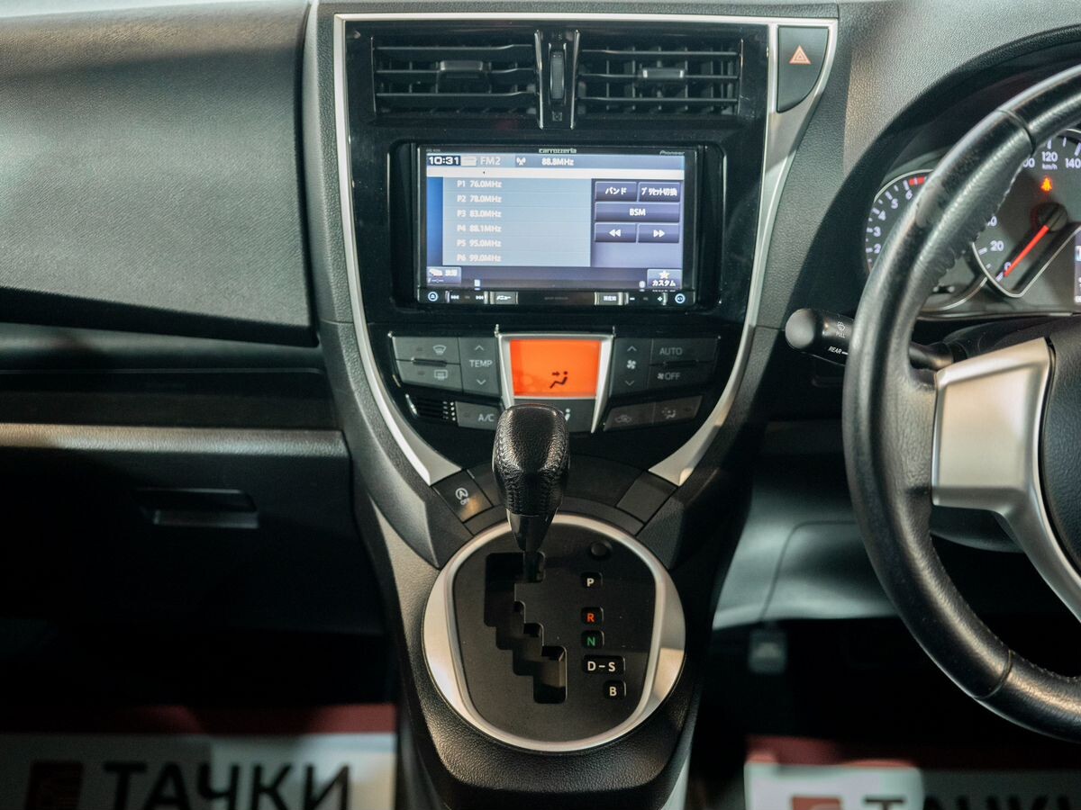 Subaru Trezia 2016 - фото автомобиля