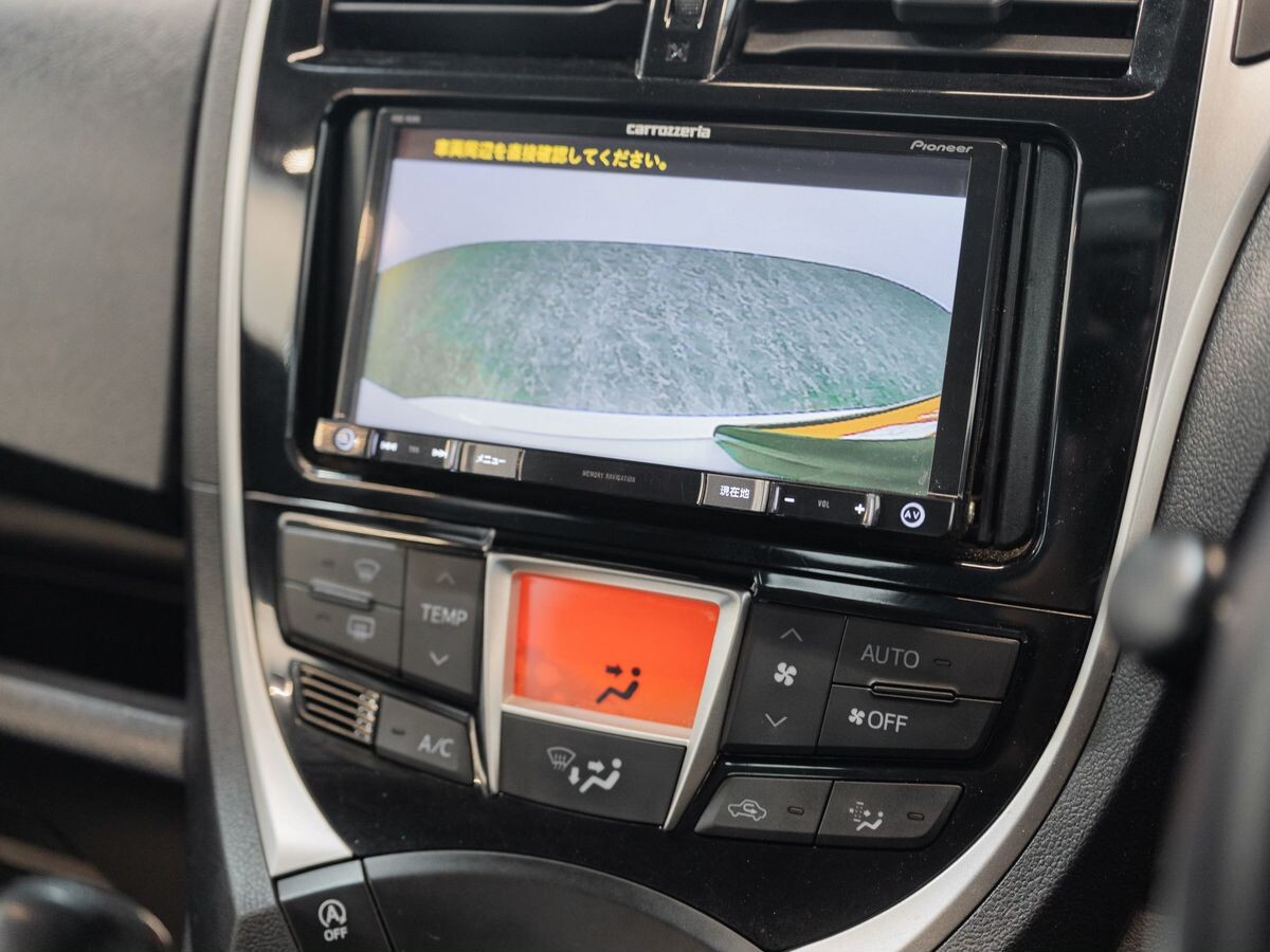 Subaru Trezia 2016 - фото автомобиля