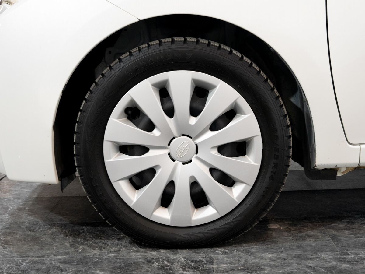 Subaru Trezia 2016 - фото автомобиля