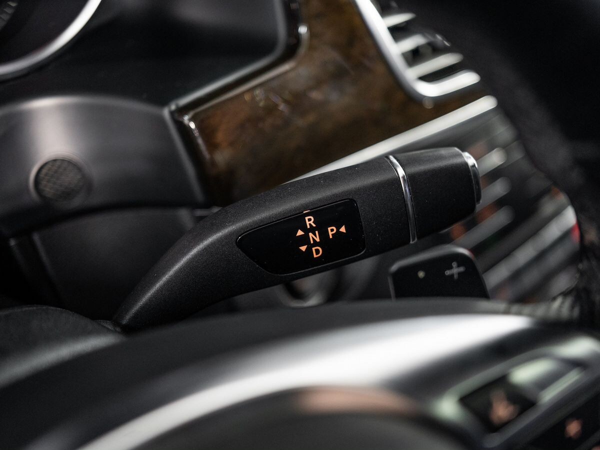 Mercedes-Benz E-Класс 2015 - фото автомобиля