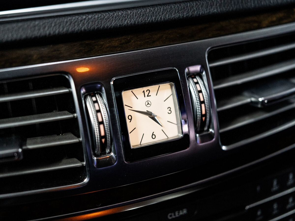 Mercedes-Benz E-Класс 2015 - фото автомобиля