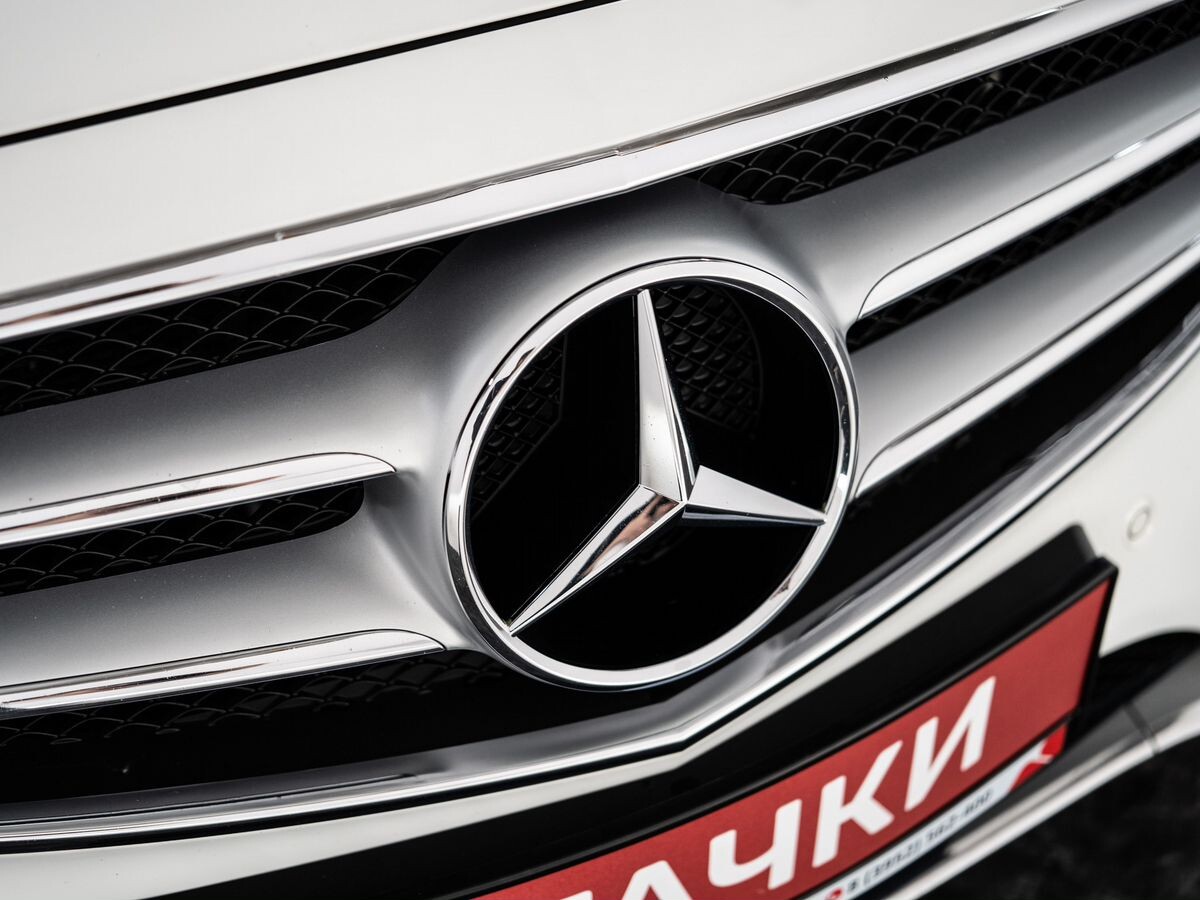 Mercedes-Benz E-Класс 2015 - фото автомобиля