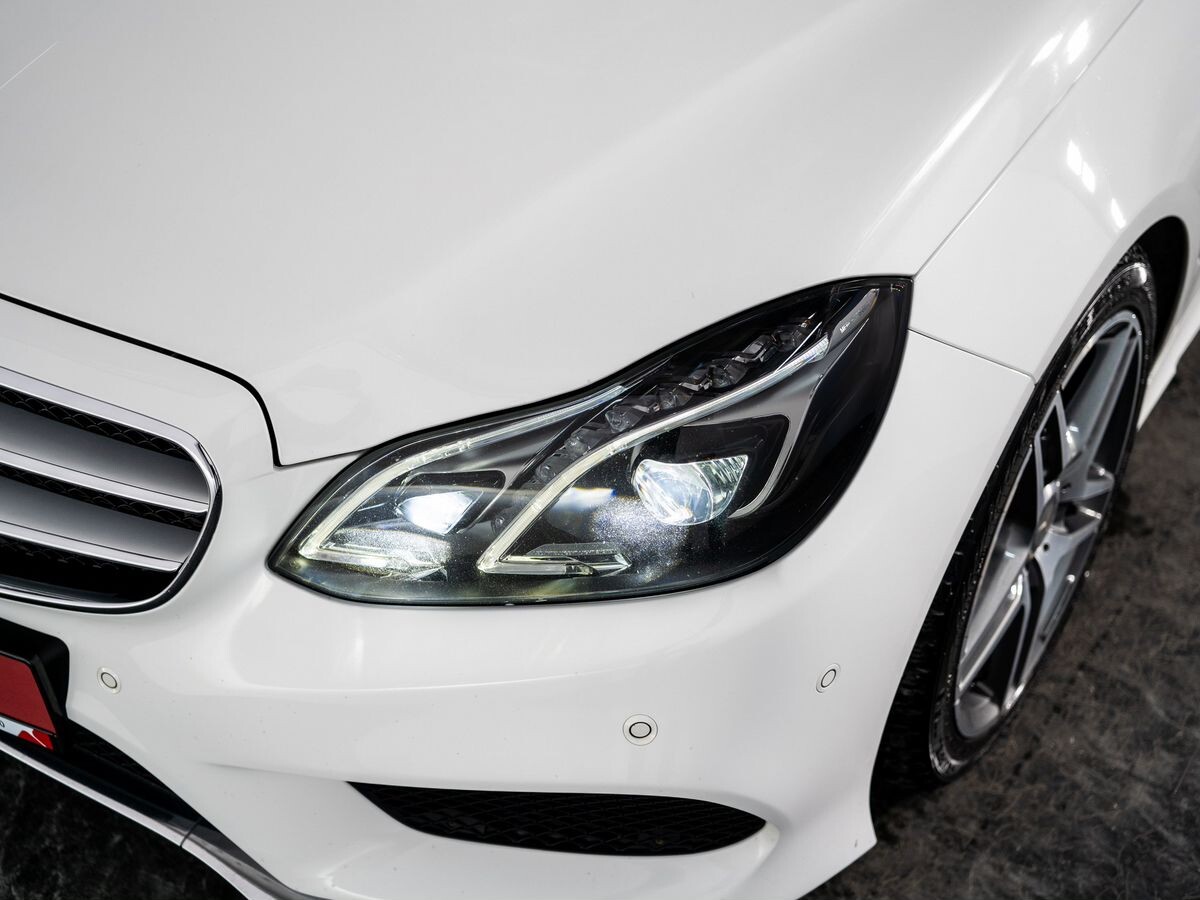 Mercedes-Benz E-Класс 2015 - фото автомобиля