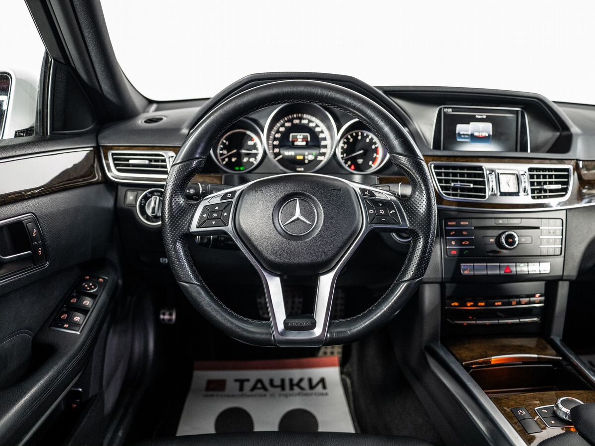 Mercedes-Benz E-Класс 2015 - фото автомобиля
