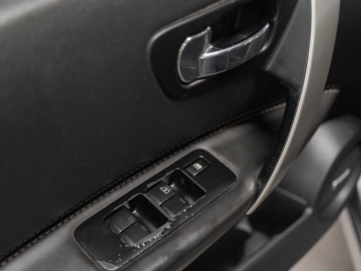 Nissan Qashqai 2011 - фото автомобиля