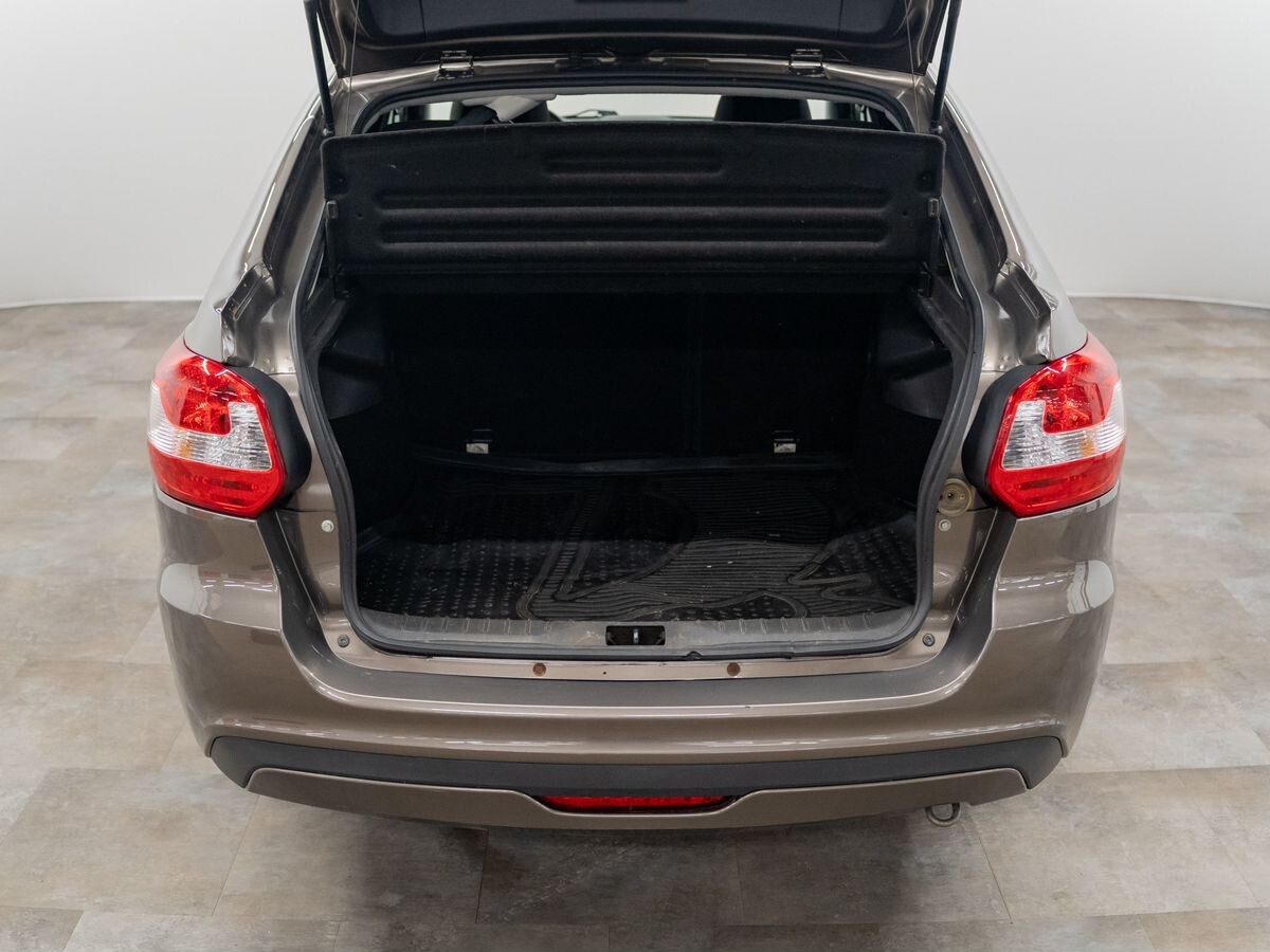 Lada (ВАЗ) Granta 2019 - фото автомобиля